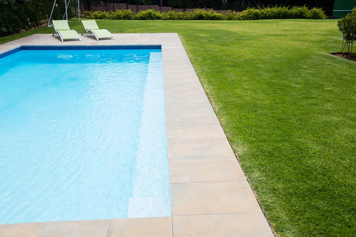 swimming-pool-garten